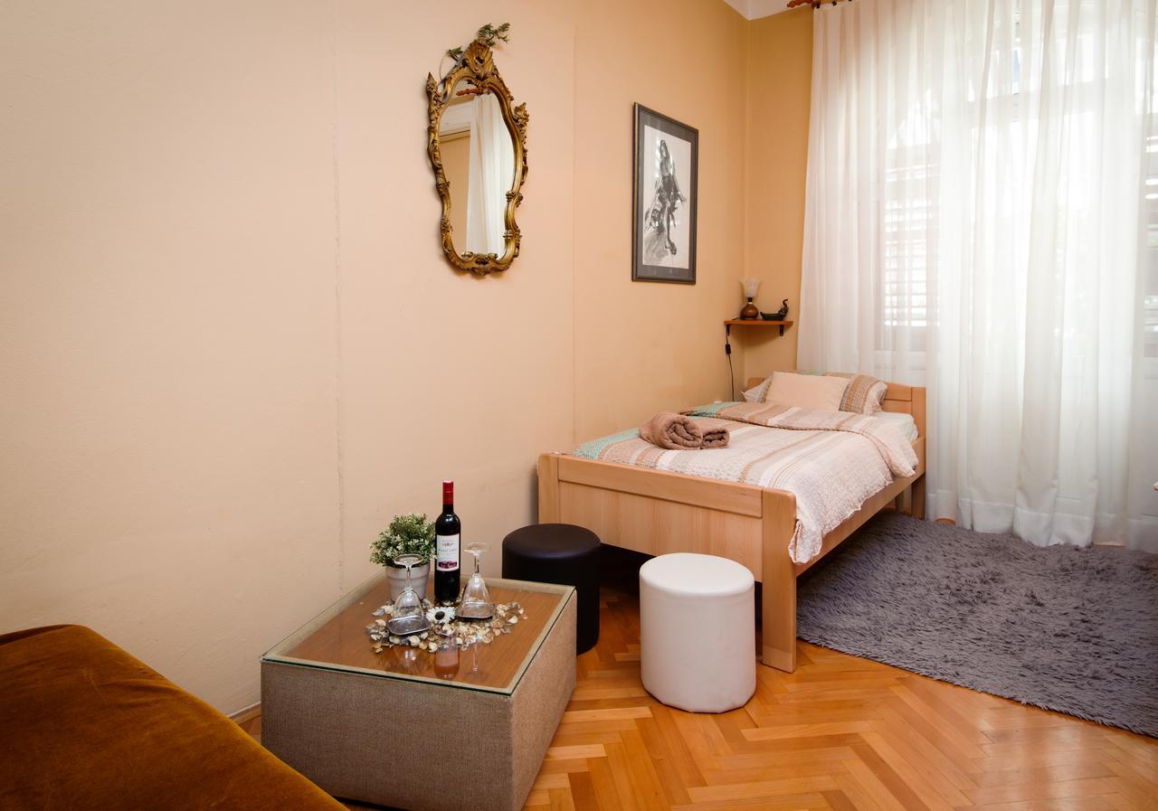 Private Accommodation Milisa Сплит Стая снимка