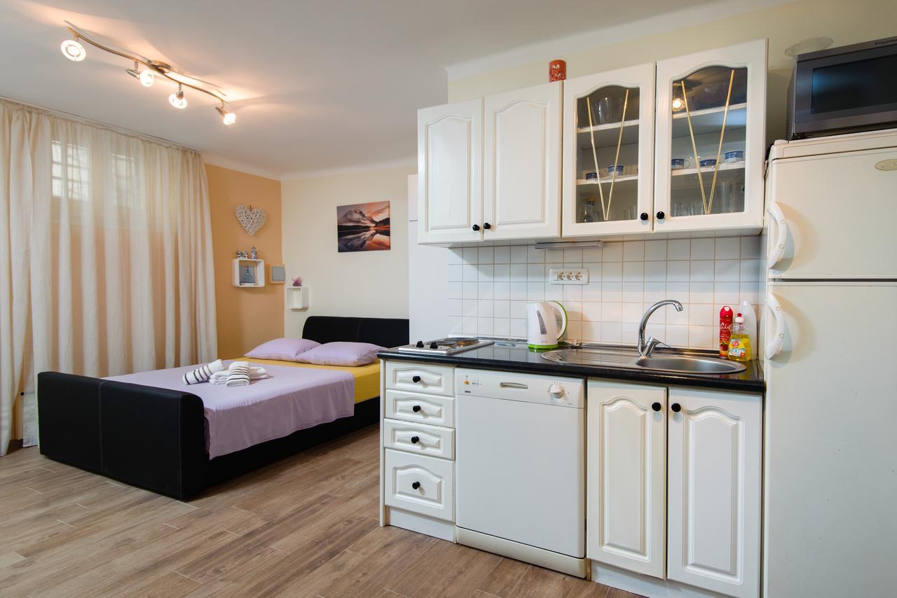 Private Accommodation Milisa Сплит Екстериор снимка