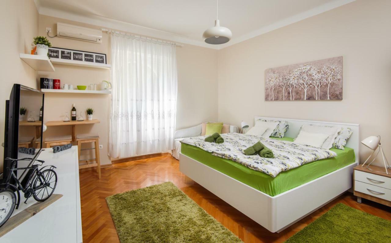 Private Accommodation Milisa Сплит Екстериор снимка