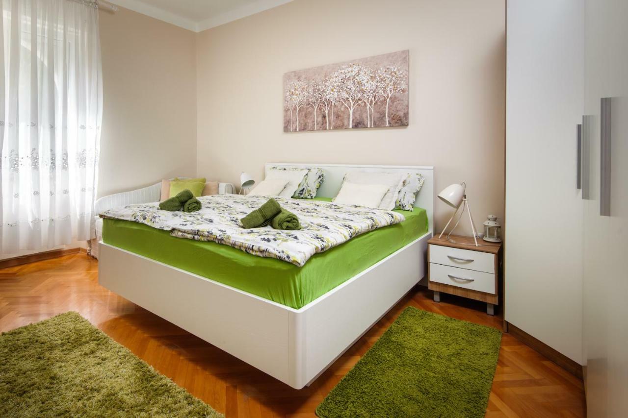 Private Accommodation Milisa Сплит Екстериор снимка