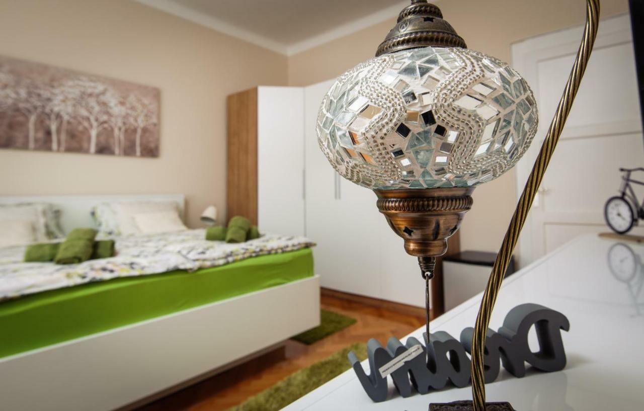 Private Accommodation Milisa Сплит Екстериор снимка